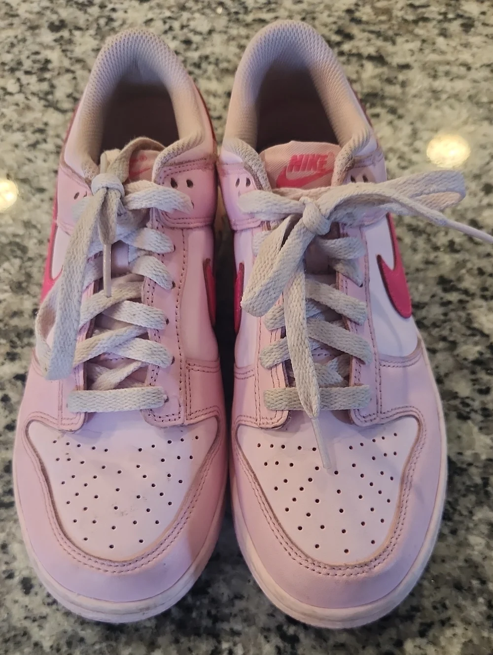 Nike Dunks Triple Pink Sneakers